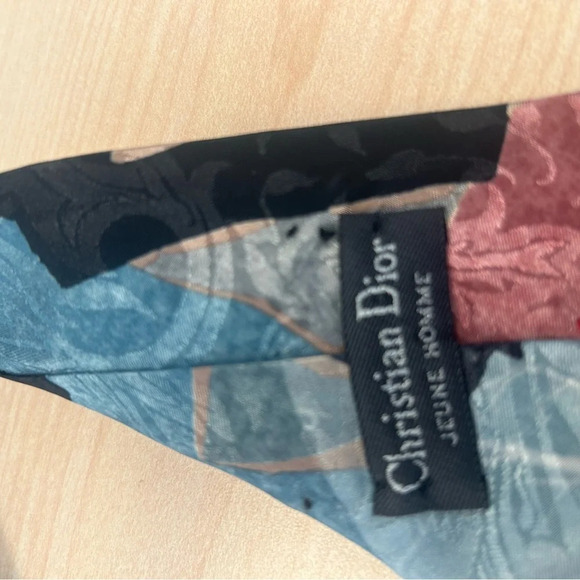 Christian Dior vintage tie medium width-  excellent condition 80’s no fab label - Picture 3 of 9